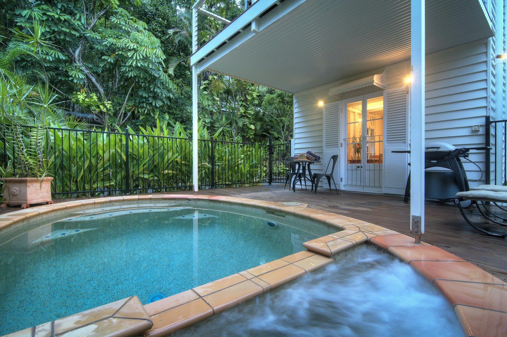 Port Douglas Cottage & Lodge Exterior foto